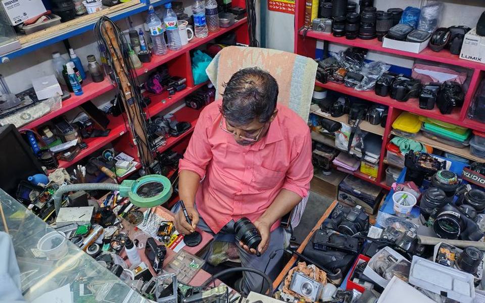Sourcing Marker Hardware Online and at Local Shops